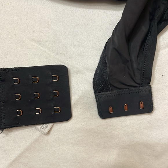 LE MYSTÈRE Sheer Illusion Plunge T-Shirt Black Bra  36DDD/F - Picture 10 of 10